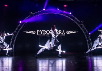 Pyroterra_Lightshow_světelná_show_lumination_light_led_show