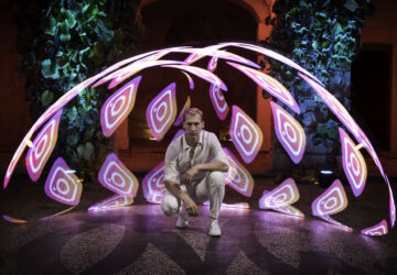 Led cyr wheel acrobatic show pyroterra lighttoys